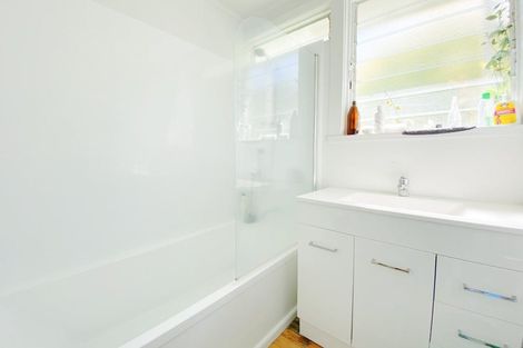 Photo of property in 7 Castledine Crescent, Glen Innes, Auckland, 1072