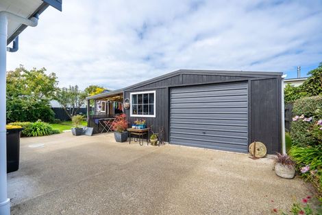 Photo of property in 221 Chelmsford Street, Waverley, Invercargill, 9810