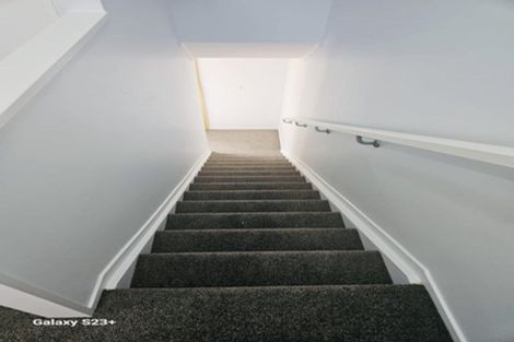 Photo of property in 12 Kevale Place, Manurewa, Auckland, 2102