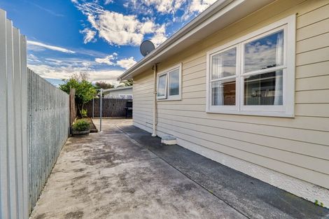 Photo of property in 56 Taradale Road, Marewa, Napier, 4110