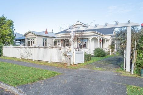 Photo of property in 16 Worcester Street, West End, Palmerston North, 4410