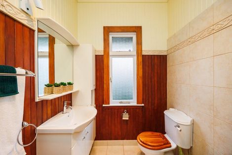 Photo of property in 8 Karamu Avenue, Takaro, Palmerston North, 4410