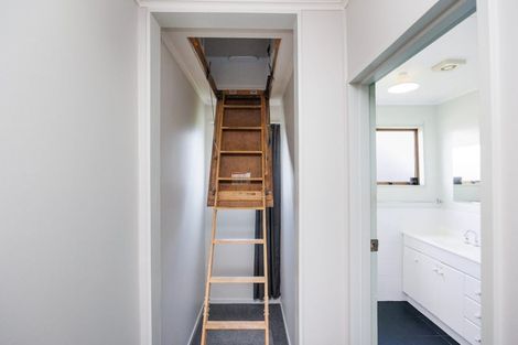 Photo of property in 35 Severn Street, Rongotea, 4476