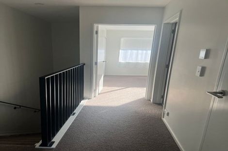 Photo of property in 10 Paterae Lane, Flat Bush, Auckland, 2019