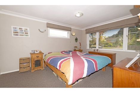 Photo of property in 14 Birdwood Road, Swanson, Auckland, 0612