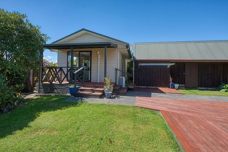Photo of property in 38 Whitcombe Terrace, Hokitika, 7810