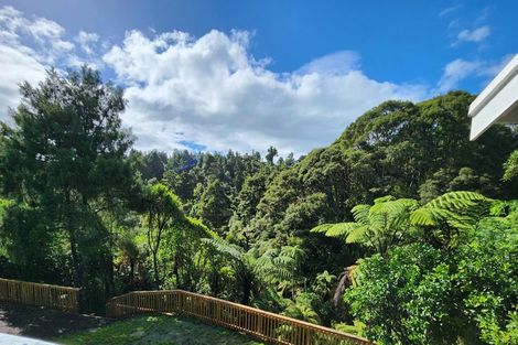 Photo of property in 47 Rimu Road, Oratia, Auckland, 0604