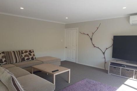 Photo of property in 21 Emlyn Place, Avondale, Christchurch, 8061