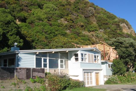 Photo of property in 455 Muritai Road, Eastbourne, Lower Hutt, 5013