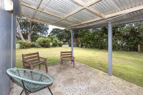 Photo of property in 5 Bayly Street, Baylys Beach, Dargaville, 0377