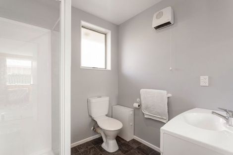 Photo of property in 15 Charlotte Lane, Woolston, Christchurch, 8062