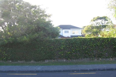 Photo of property in 3 Avalon Place, Glenfield, Auckland, 0629