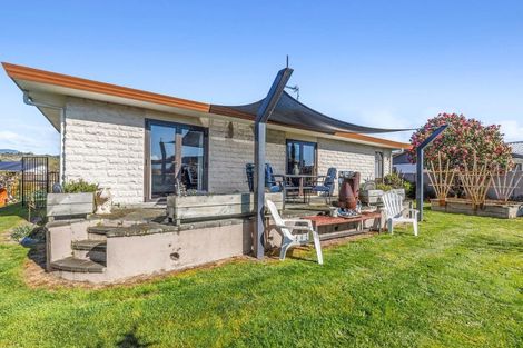 Photo of property in 17 Lord Auckland Road, Wakefield, 7025