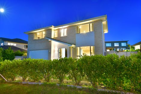 Photo of property in 16 Bartlett Drive, Silverdale, 0932