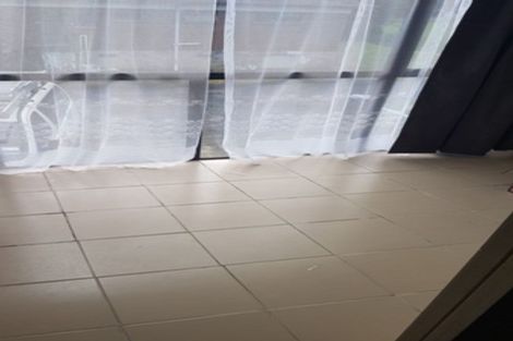 Photo of property in 2/1 Roys Road, Weymouth, Auckland, 2103