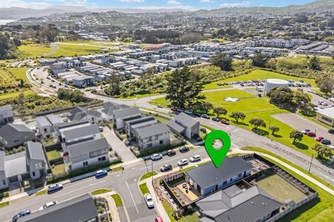 Photo of property in 1 Taraiti Crescent, Kenepuru, Porirua, 5022