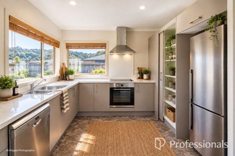Photo of property in 21 Sun Valley Grove, Wainuiomata, Lower Hutt, 5014