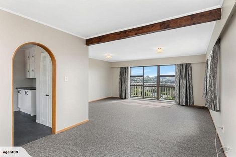 Photo of property in 28-28b Jane Grove, Paparangi, Wellington, 6037