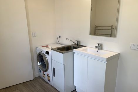 Photo of property in 3 Golf Road, Heretaunga, Upper Hutt, 5018