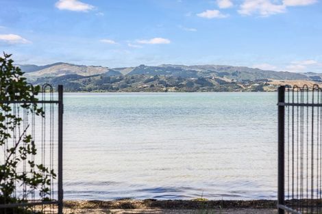 Photo of property in 89 Paremata Road, Paremata, Porirua, 5024