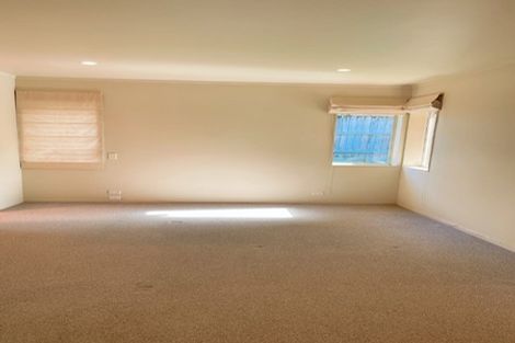 Photo of property in 14 Wineberry Place, Albany, Auckland, 0632