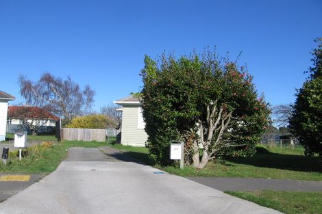 Photo of property in 24 Esk Street, Roslyn, Palmerston North, 4414