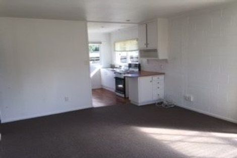 Photo of property in 2/318 Royal Road, Massey, Auckland, 0614