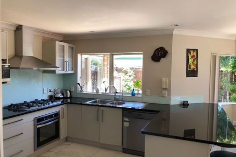 Photo of property in 100 Westerham Drive, Dannemora, Auckland, 2016