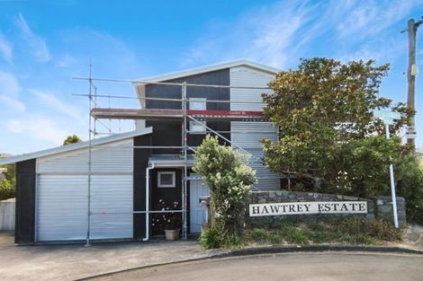 Photo of property in 27a Hawtrey Terrace, Churton Park, Wellington, 6037