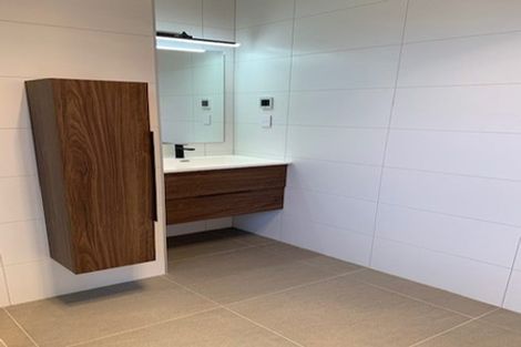 Photo of property in 62 Donegal Park Drive, Flat Bush, Auckland, 2019