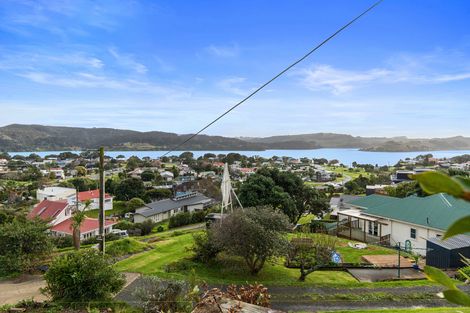Photo of property in 13 Long Street, Raglan, 3225