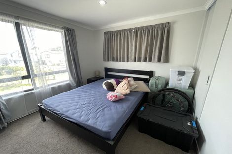 Photo of property in 6 Kuparu Street, Weymouth, Auckland, 2103