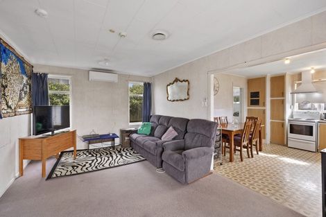 Photo of property in 44 Clifton Drive, Waitara, 4320