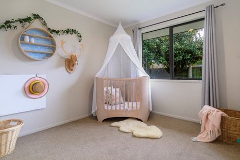 Photo of property in 8 Highlander Place, Welcome Bay, Tauranga, 3112