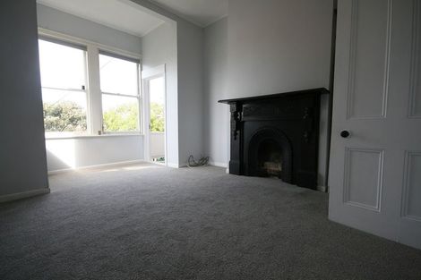 Photo of property in 6 Queens Drive, Kilbirnie, Wellington, 6022
