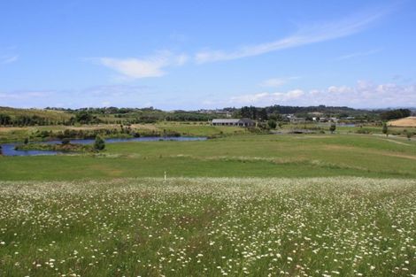 Photo of property in 52 Robert Hastie Drive, Mangawhai, 0573