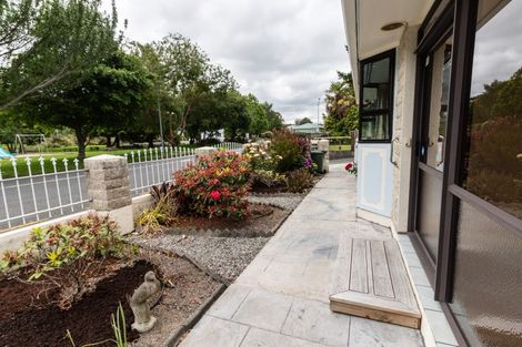 Photo of property in 42 Riverbank Street, Ebdentown, Upper Hutt, 5018