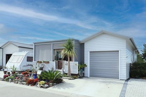 Photo of property in 11 Kamahi Crescent, Papamoa Beach, Papamoa, 3118