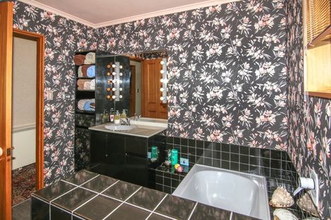 Photo of property in 15 Eastons Road, Westport, 7825