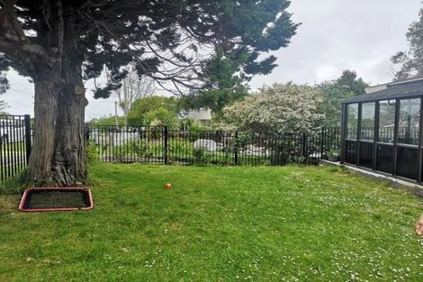 Photo of property in 33 Coronation Road, Hillcrest, Auckland, 0627