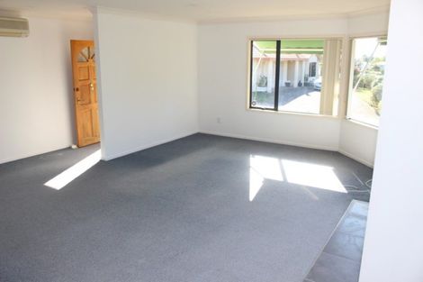 Photo of property in 47 Kiddle Drive, Hilltop, Taupo, 3330