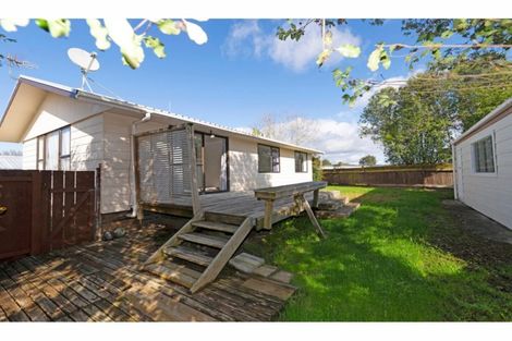 Photo of property in 2/162 Universal Drive, Henderson, Auckland, 0610