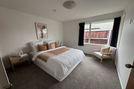 Photo of property in 17 Broadbent Street, Riccarton, Christchurch, 8041