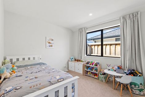 Photo of property in 3 Woodford Avenue, Woodend, 7610