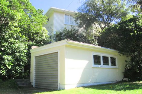 Photo of property in 1 Sydenham Street, Northland, Wellington, 6012