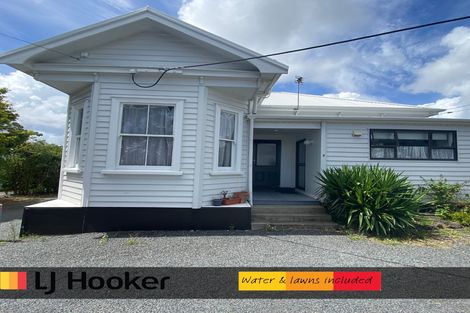 Photo of property in 40 West Coast Road, Glen Eden, Auckland, 0602