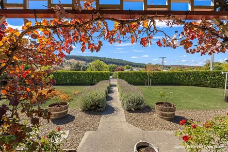 Photo of property in 9 Blyth Street, Clyde, 9330