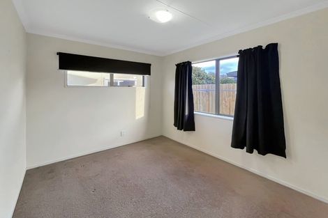 Photo of property in 4 Edgecombe Court, Roslyn, Palmerston North, 4414