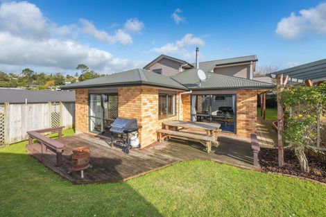 Photo of property in 8 Rata Avenue, Huntly, 3700