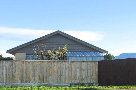 Photo of property in 73b Gray Avenue, Paraparaumu Beach, Paraparaumu, 5032